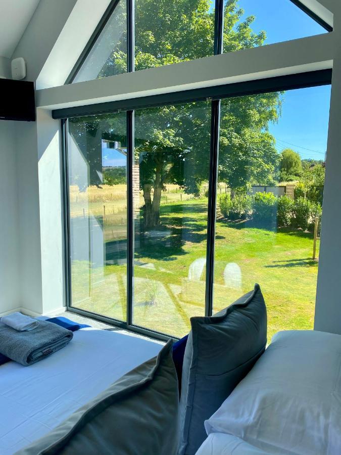 Stunning Modern Home Set In Beautiful Grounds. Бат Екстер'єр фото